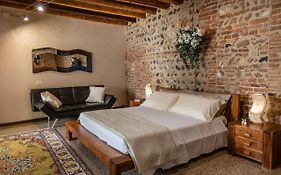 La Bella Verona Ugolini